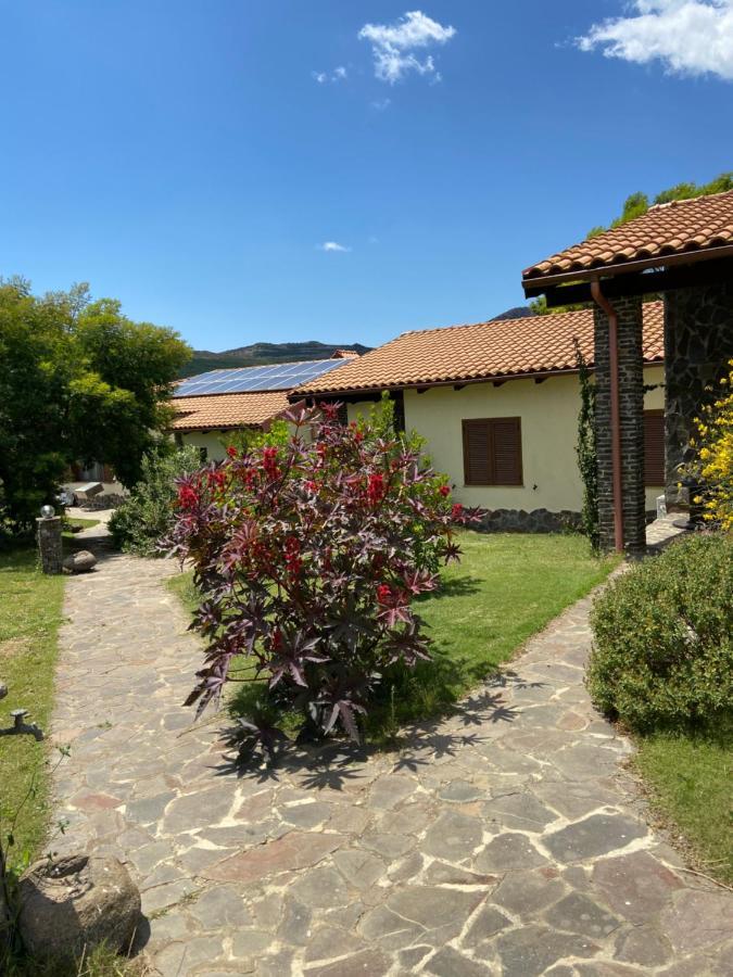 Agriturismo Gennemara B&B Perdaxius Exterior photo