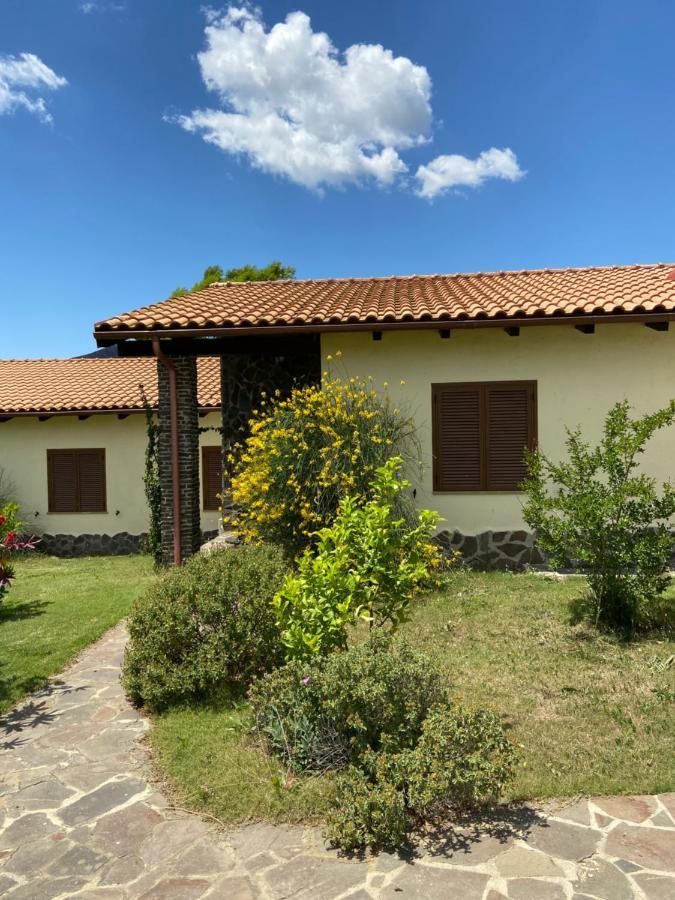 Agriturismo Gennemara B&B Perdaxius Exterior photo